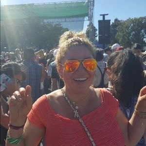 Meet your Posher, Maggie